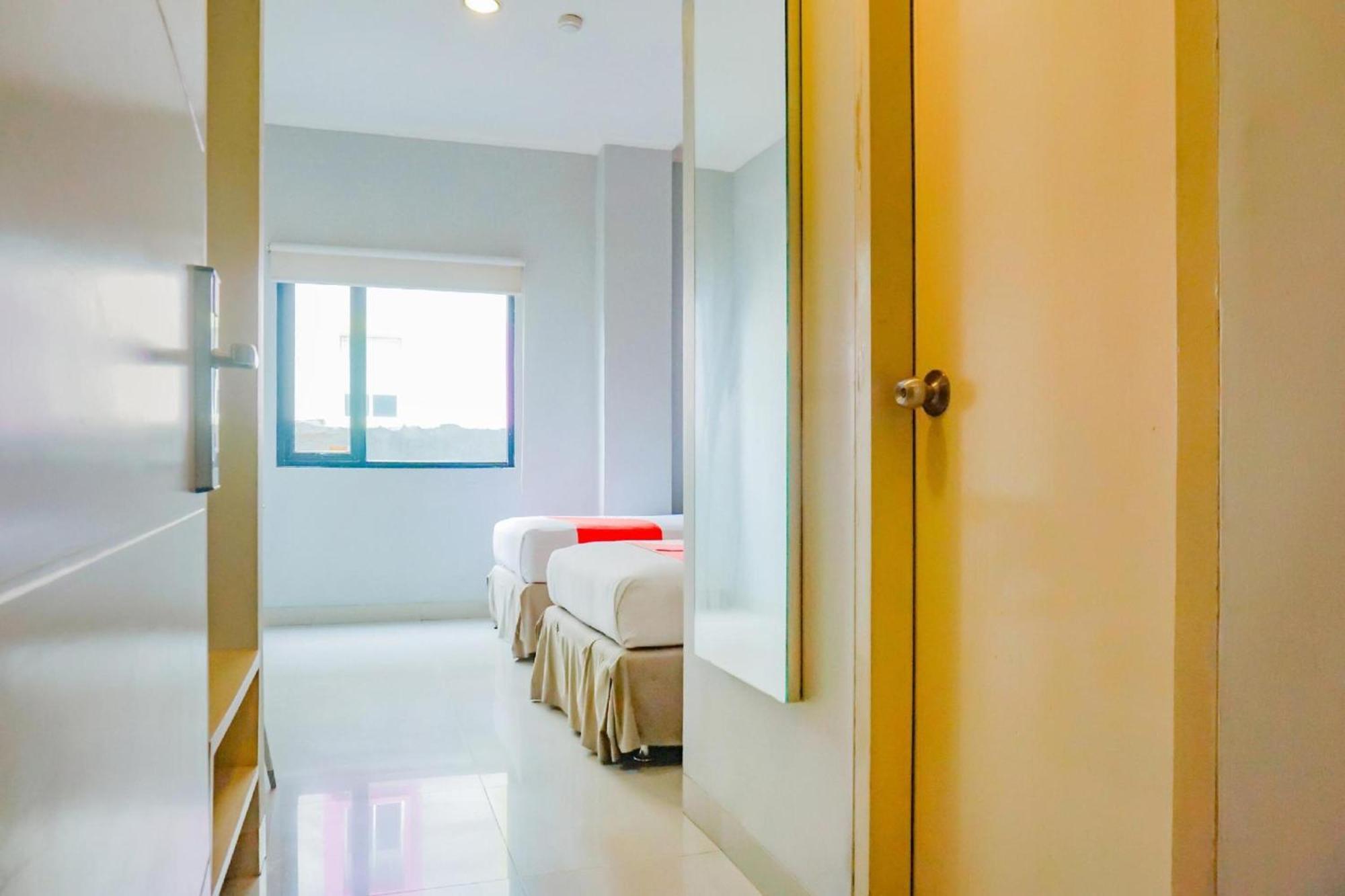 ג'קרטה Collection O Hotel Antara מראה חיצוני תמונה