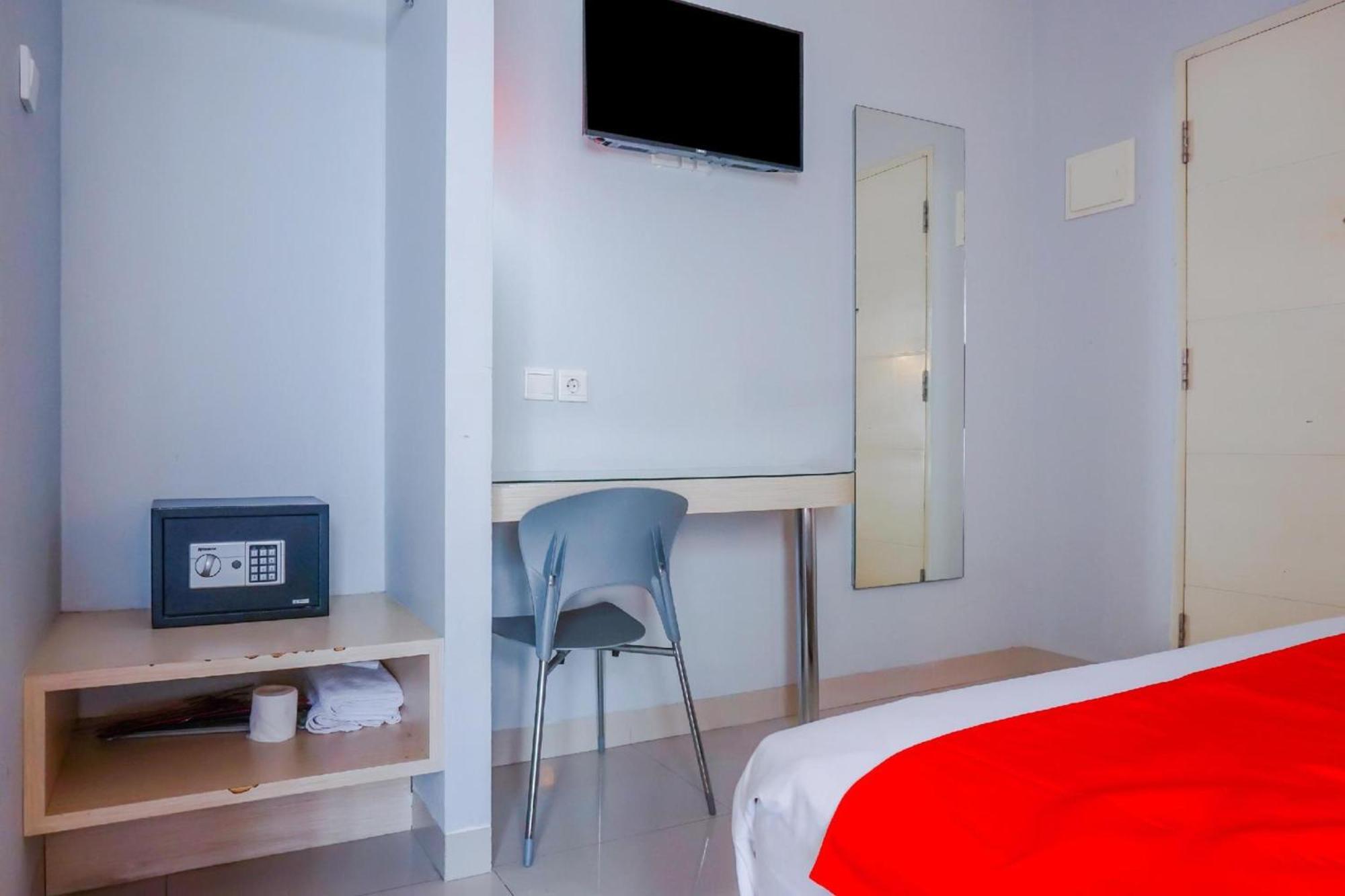 ג'קרטה Collection O Hotel Antara מראה חיצוני תמונה